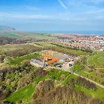 Holiday home Sir Francis Bigod - Uk31993 *