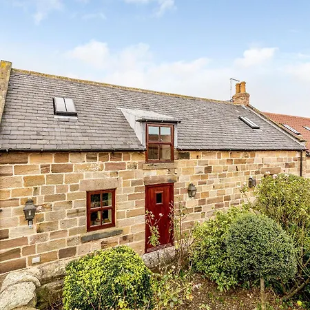 Holiday home Sir Francis Bigod - Uk31993 *