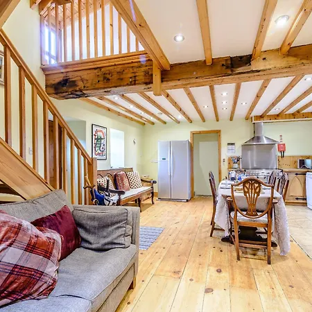 Nyaraló Sir Francis Bigod - Uk31993 *